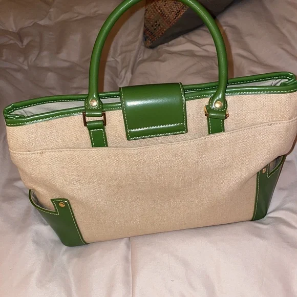 Etienne Aigner canvas bag with green trim. Perfect summer bag. Great condition - Picture 3 of 7